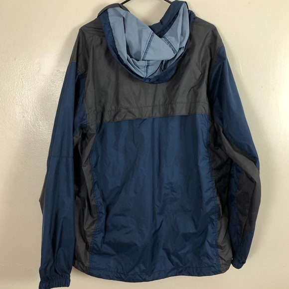 Columbia Sportswear Men’s Rain Jacket - Picture 3 of 4